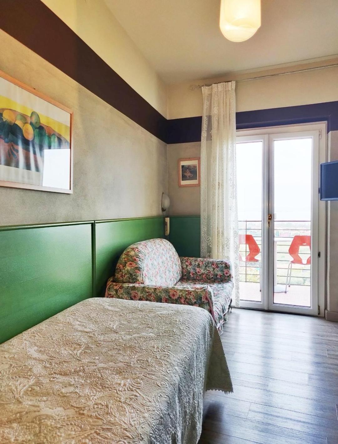 Hotel Castello S. Antonio Lazise Exteriör bild